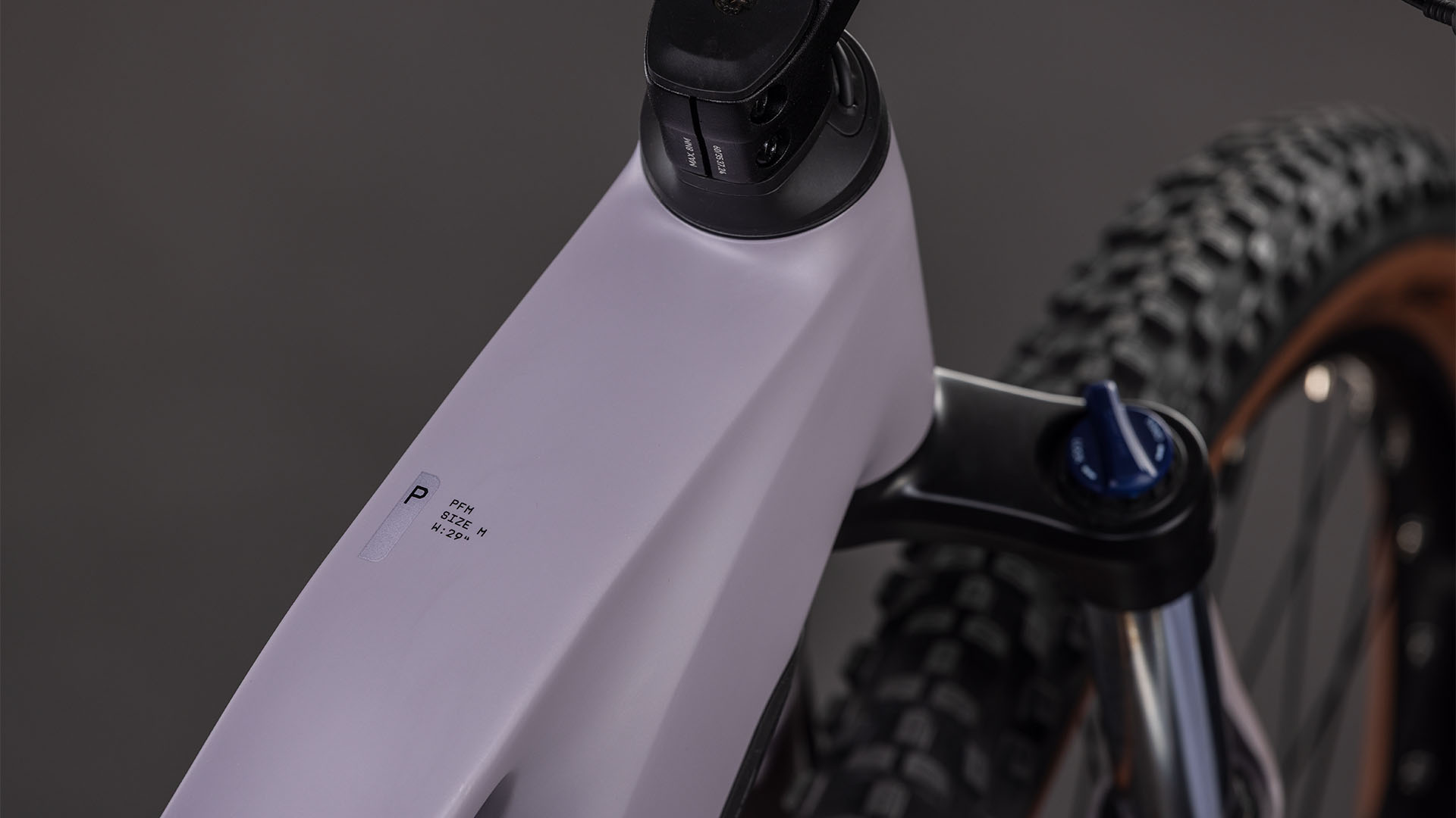 BICICLETA ELECTRICA CUBE REACTION HYBRID PERFORMANCE 600 PLUMGREY BLACK 2026 cadru S (16") - roti 27.5 [1]