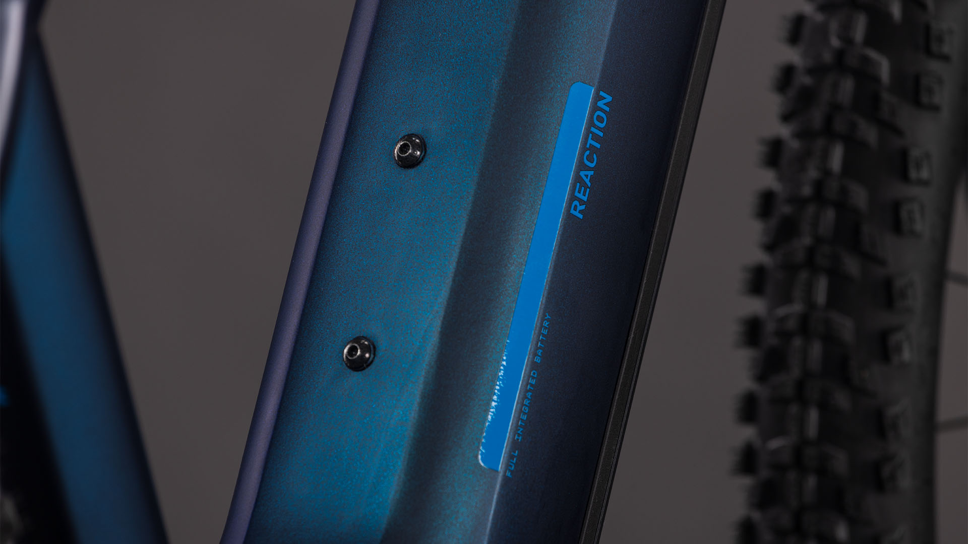 BICICLETA ELECTRICA CUBE REACTION HYBRID PRO 800 NEBULAR DAZZLE 2026 cadru M (18") - roti 29 [2]