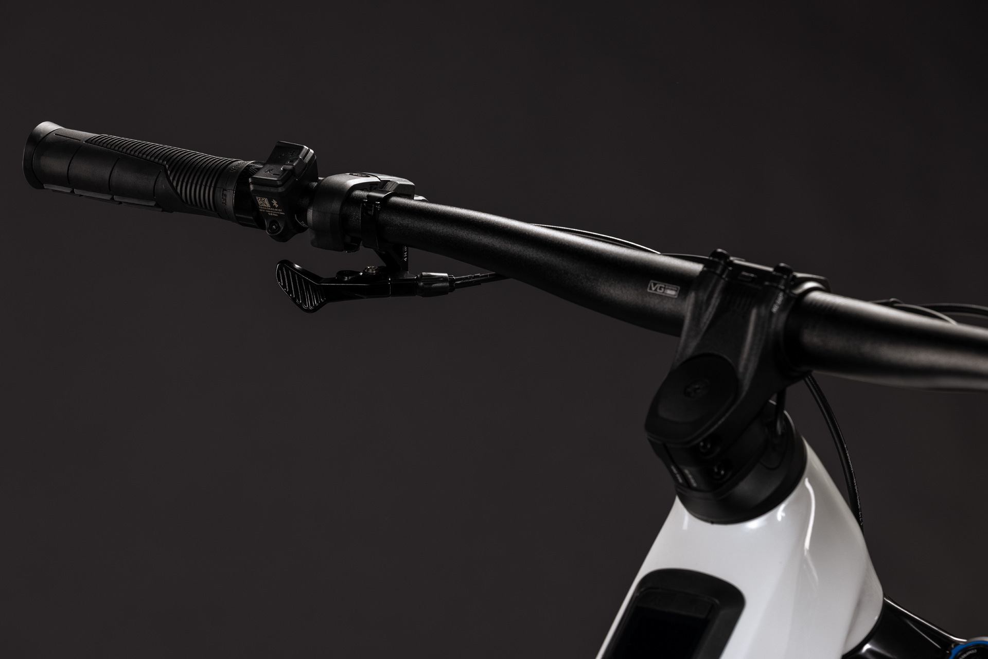 BICICLETA ELECTRICA CUBE STEREO HYBRID ONE44 HPC PRO 800 METALLICWHITE BLUE 2027 cadru S (16") - roti 27.5 [1]