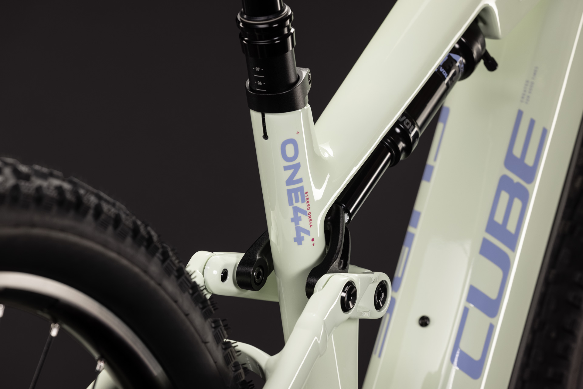 BICICLETA ELECTRICA CUBE STEREO HYBRID ONE44 HPC RACE 800 MELLOWYELLOW LILAC 2027 cadru L (20") - roti 29 [3]