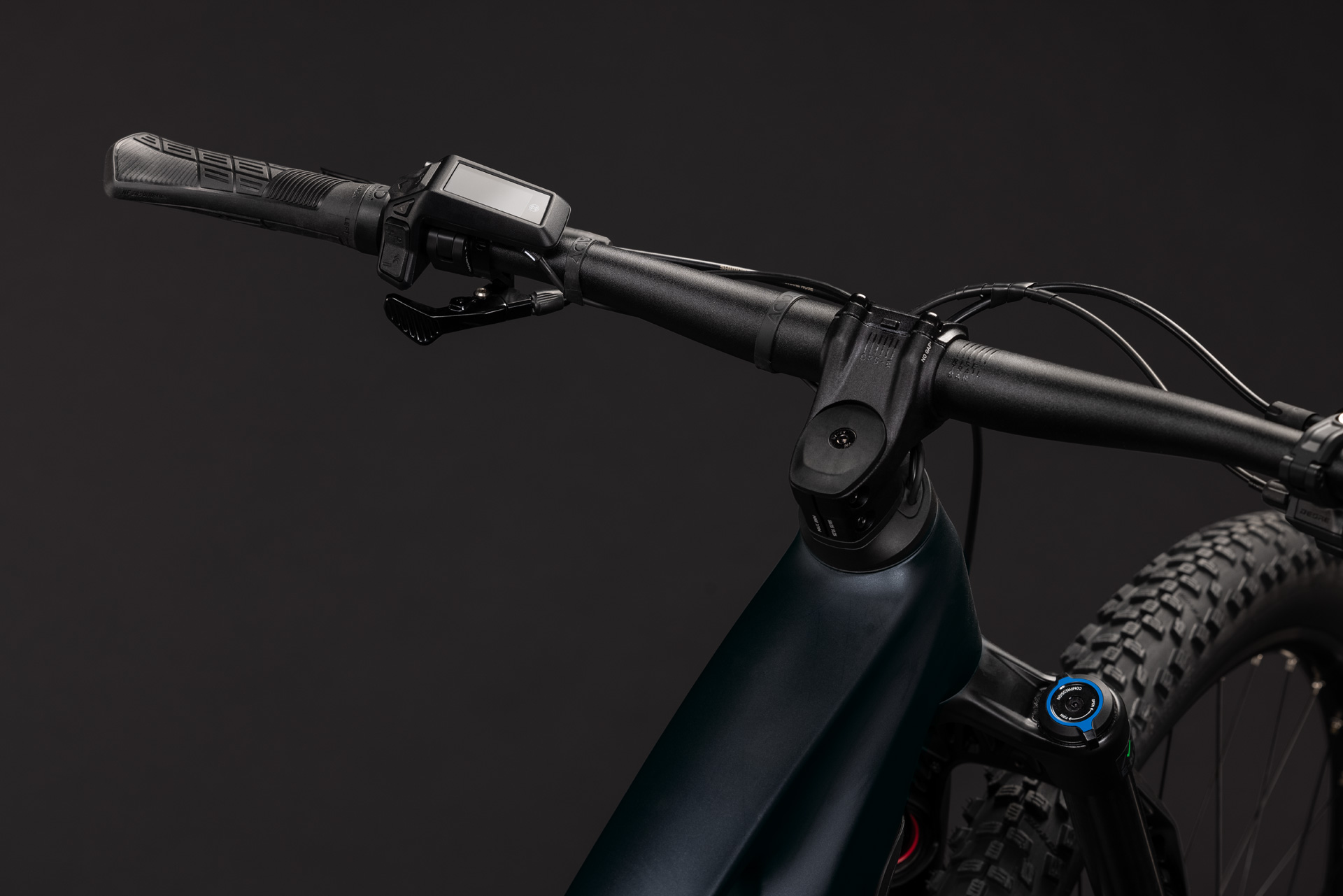 BICICLETA ELECTRICA CUBE STEREO HYBRID ONE44 PRO 800 COAL BLACK 2027 cadru XL (22") - roti 29 [1]