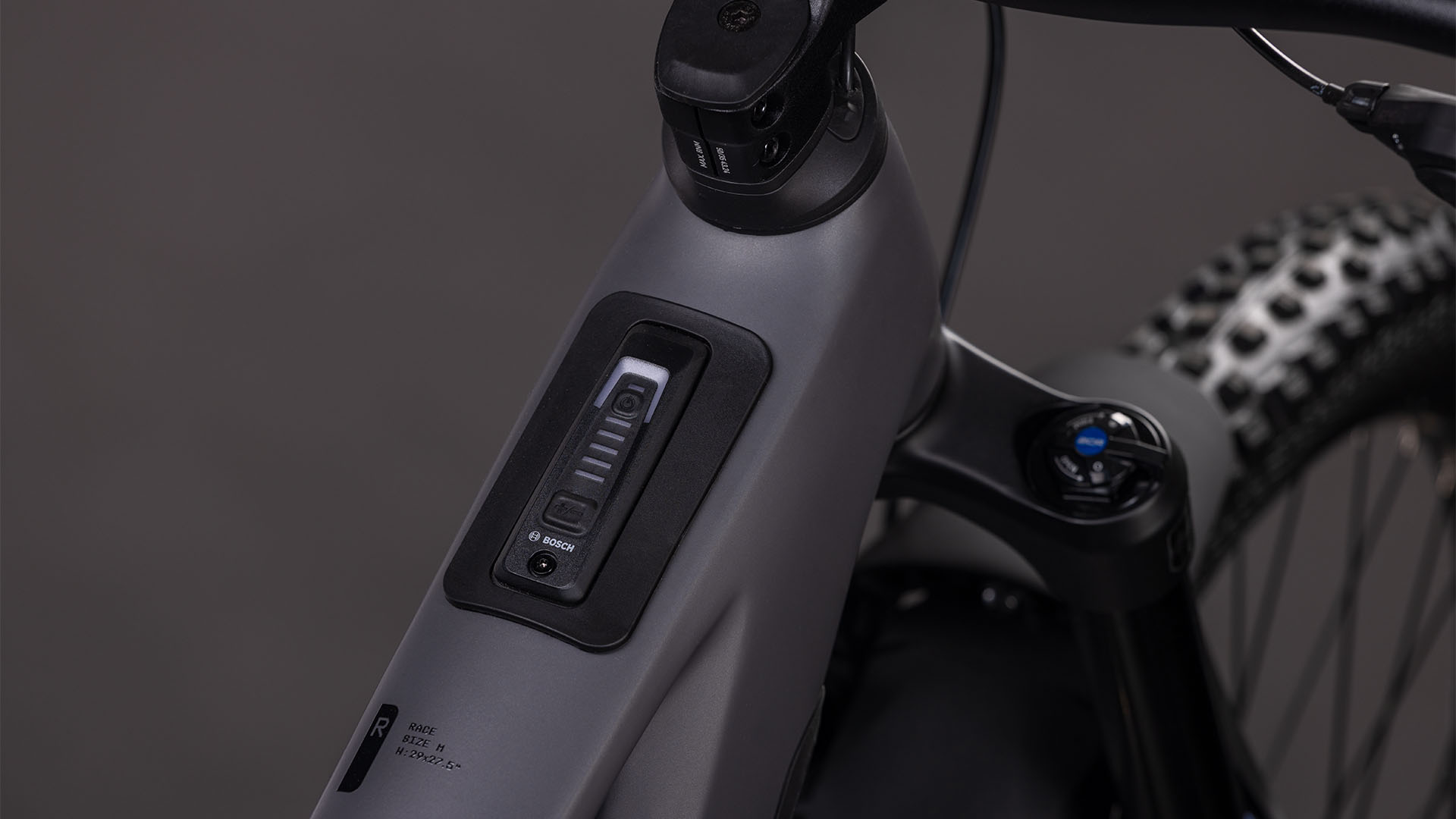 BICICLETA ELECTRICA CUBE STEREO HYBRID ONE77 HPC RACE 800 IRONGREY BLACK 2026 XL [1]