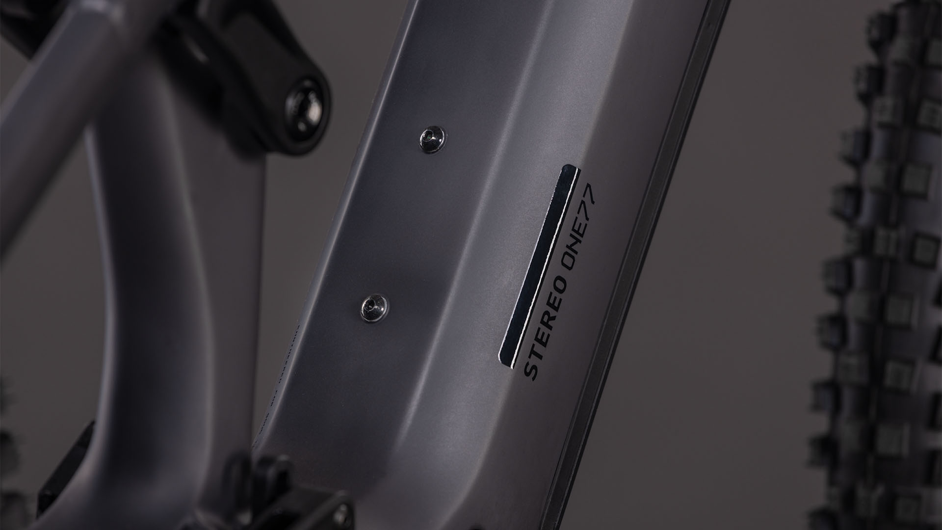 BICICLETA ELECTRICA CUBE STEREO HYBRID ONE77 HPC RACE 800 IRONGREY BLACK 2026 XL [2]