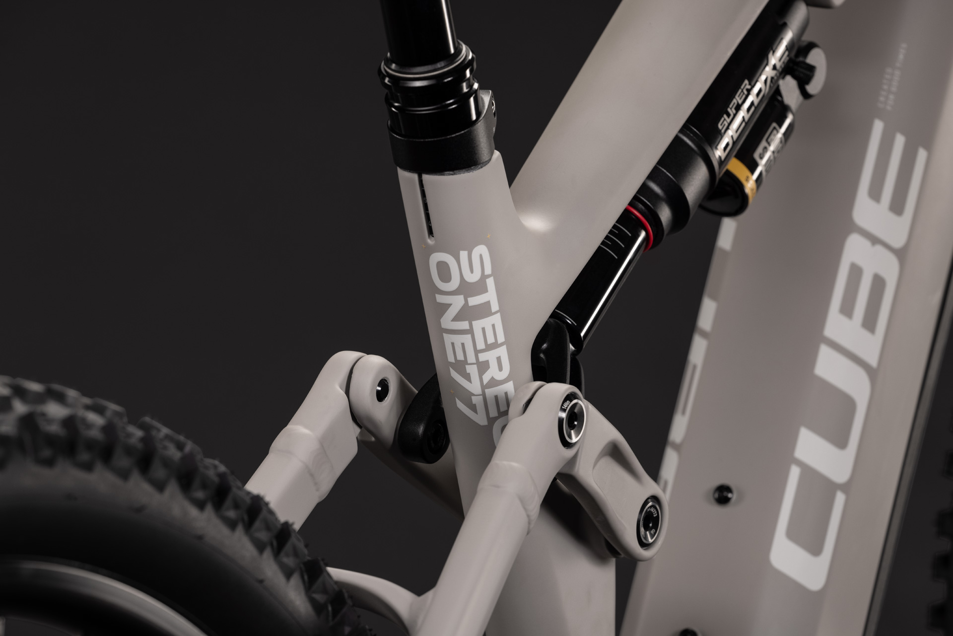 BICICLETA ELECTRICA CUBE STEREO HYBRID ONE77 HPC RACE 800 OATGREY YELLOW 2027 S [3]