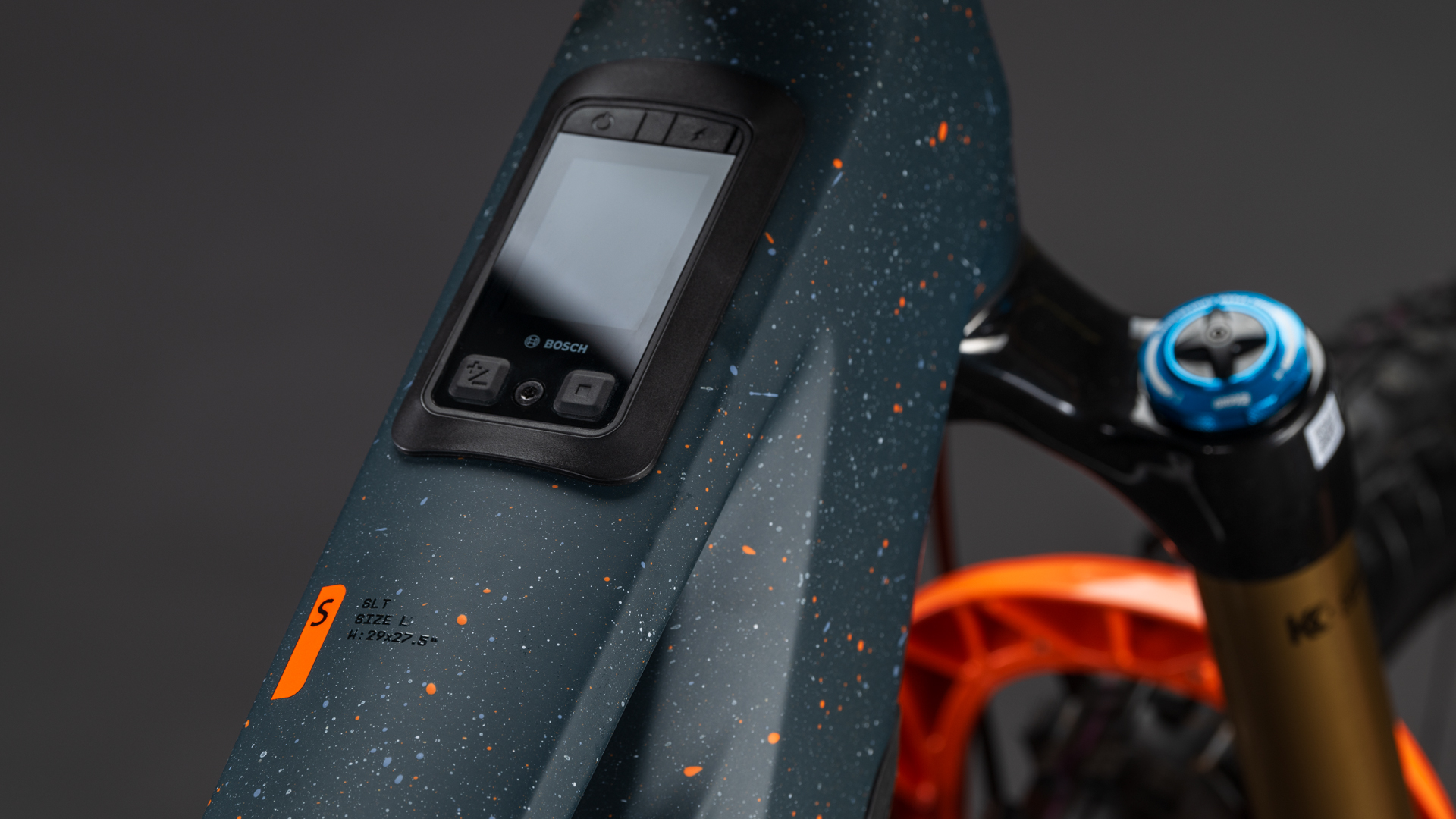 BICICLETA ELECTRICA CUBE STEREO HYBRID ONE77 HPC SLT 800 GALAXY ORANGE 2026 M [2]