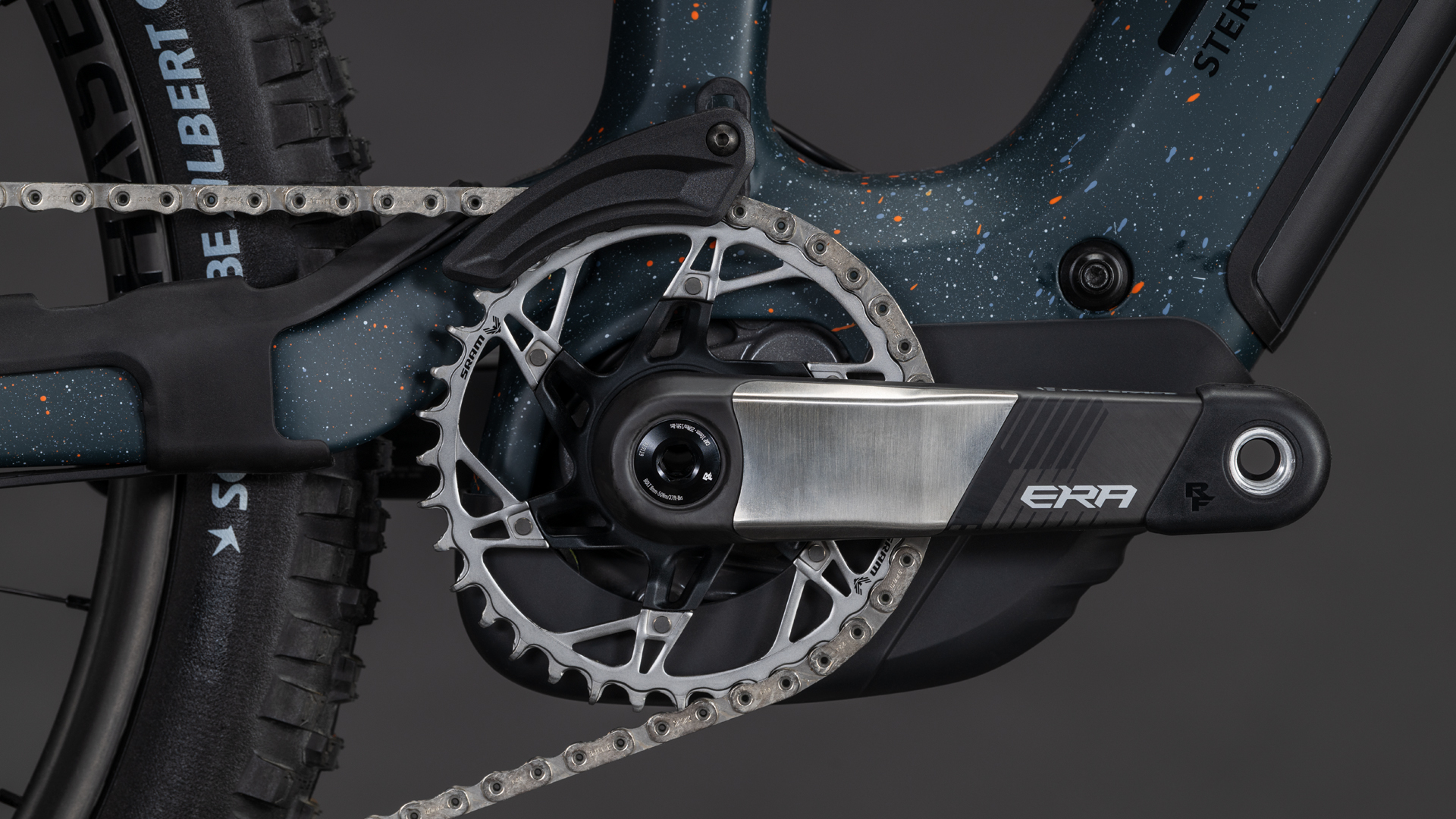 BICICLETA ELECTRICA CUBE STEREO HYBRID ONE77 HPC SLT 800 GALAXY ORANGE 2026 M [4]