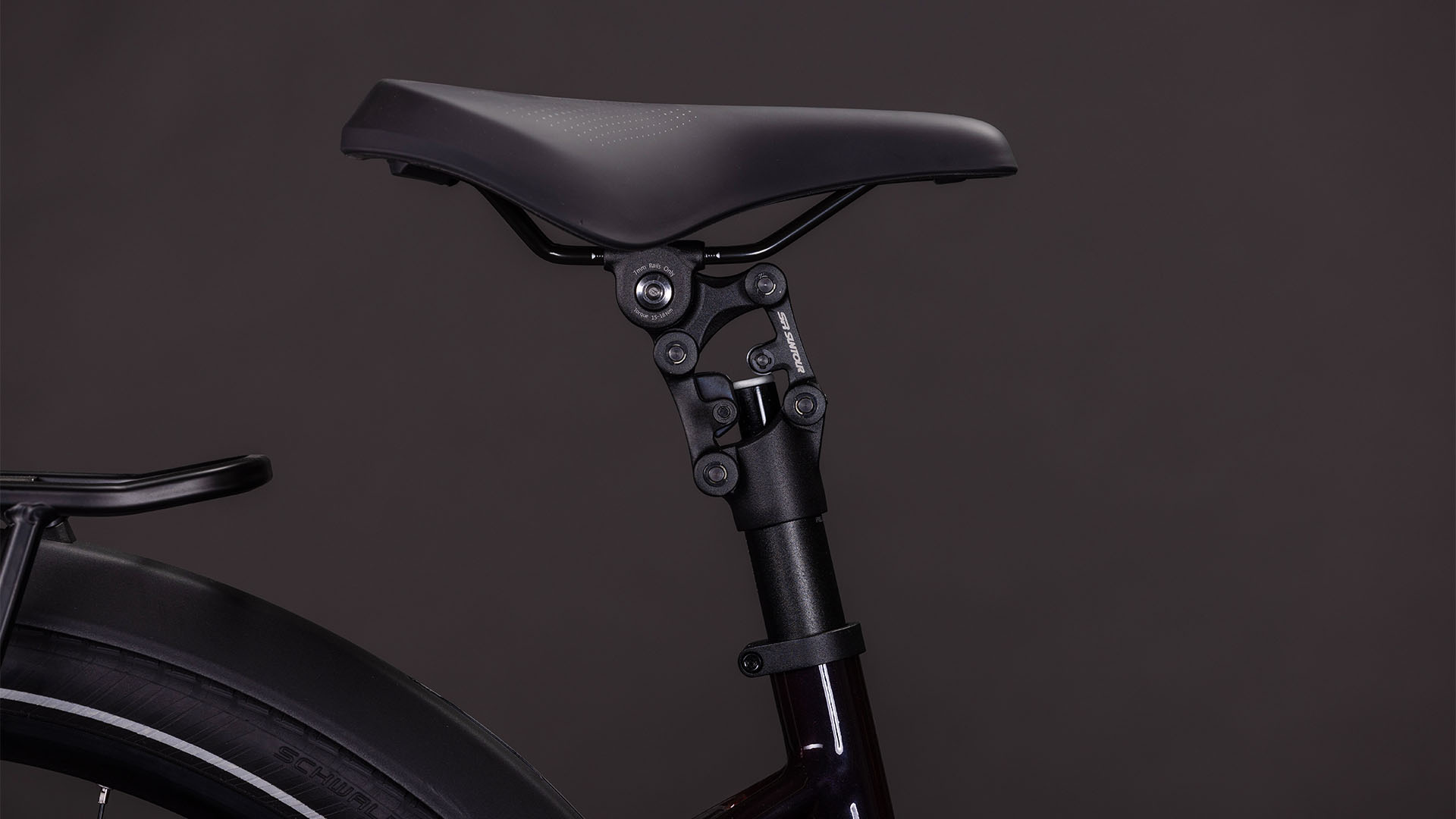 BICICLETA ELECTRICA CUBE SUPREME HYBRID COMFORT PRO 600 EASY ENTRY SOLARECLIPSE GOLD 2026 58 cm [4]