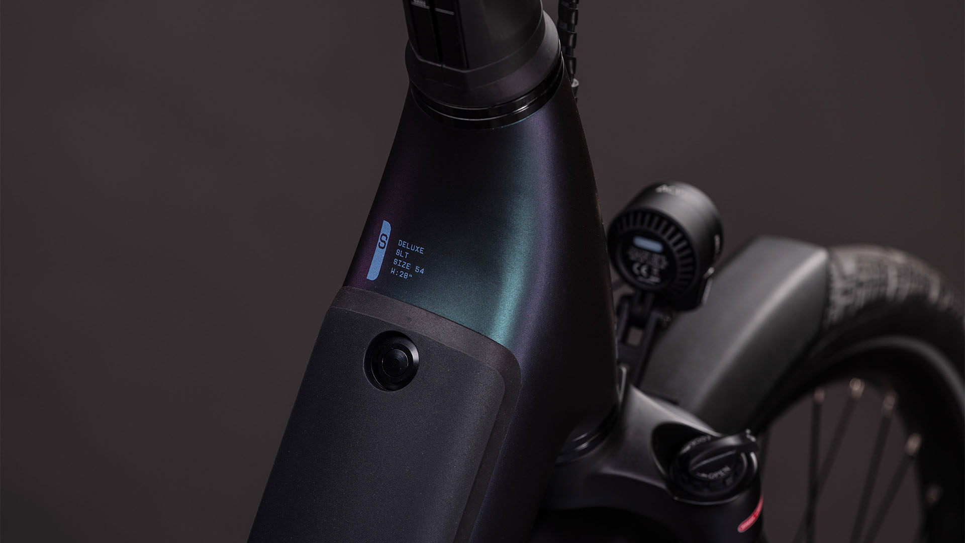 BICICLETA ELECTRICA CUBE SUPREME HYBRID DELUXE SLT 600 EASY ENTRY METALBLUE REFLEX 2026 50 cm [1]