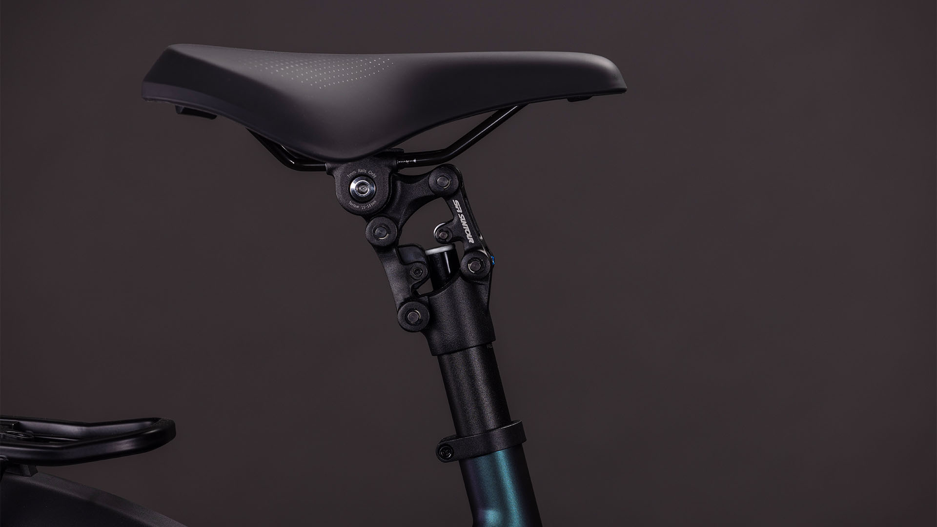 BICICLETA ELECTRICA CUBE SUPREME HYBRID DELUXE SLT 600 EASY ENTRY METALBLUE REFLEX 2026 50 cm [4]