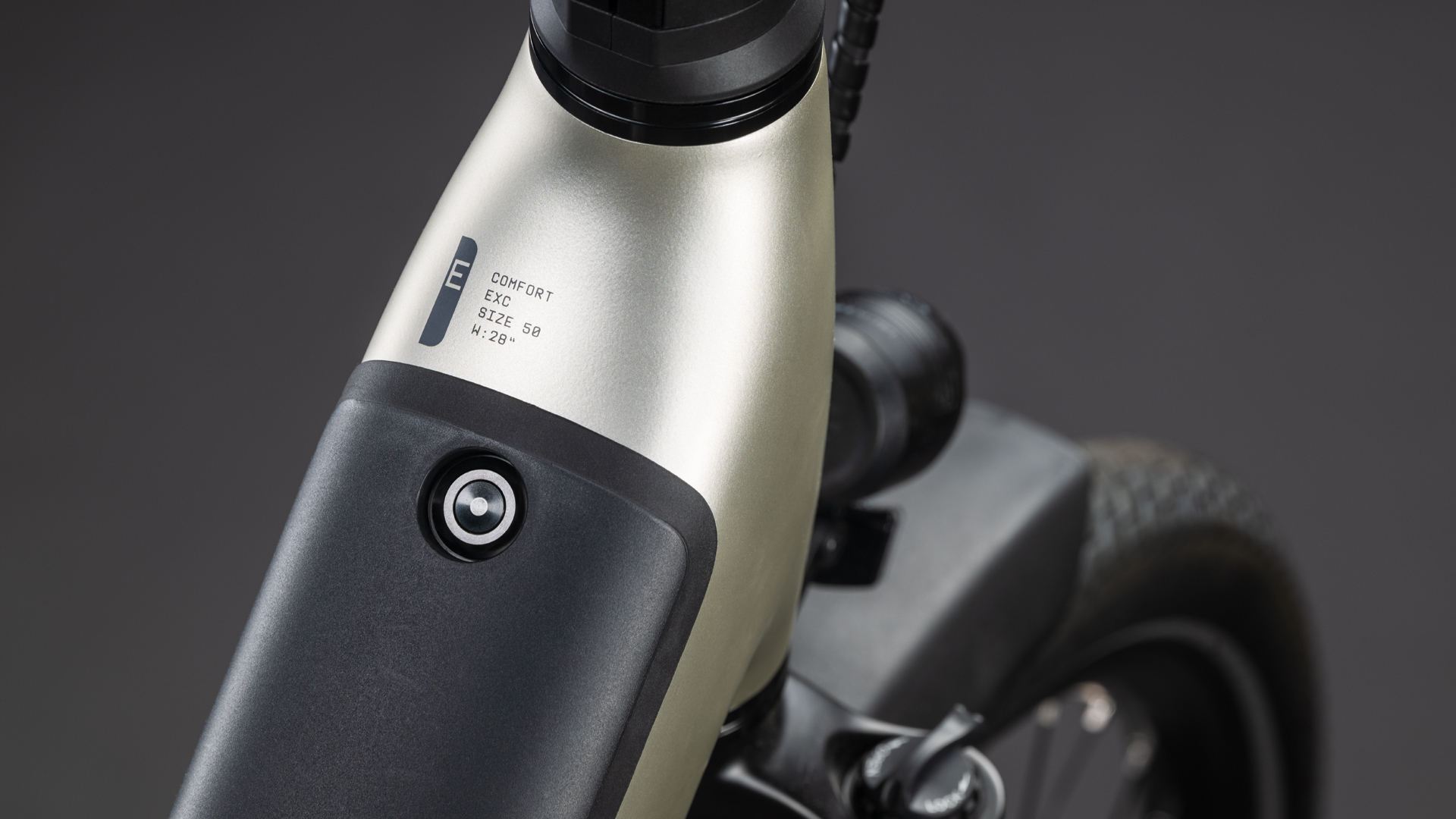 BICICLETA ELECTRICA CUBE SUPREME RT HYBRID COMFORT EXC 600 EASY ENTRY CHAMPAGNE GREY 2026 42 cm [1]