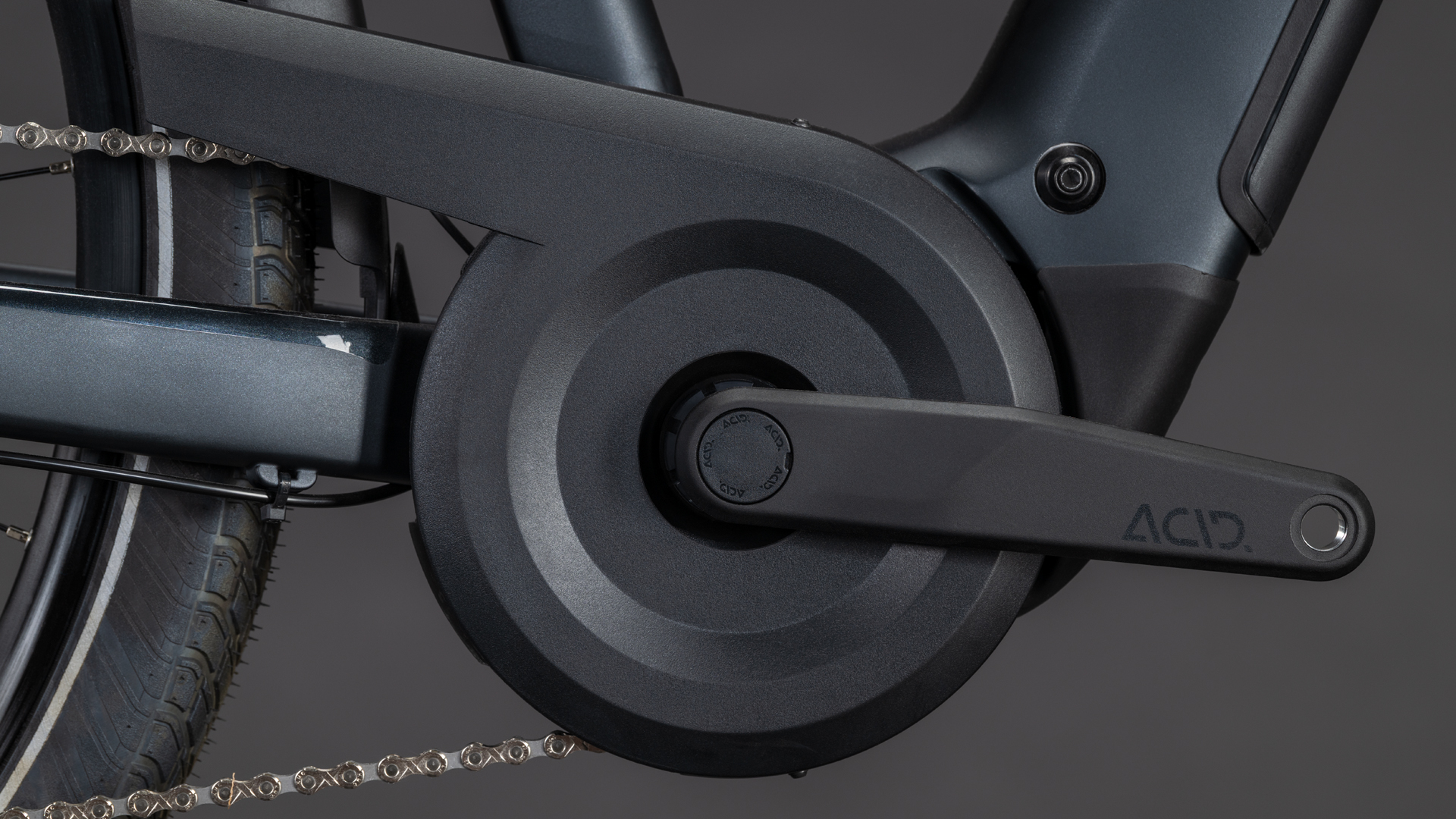 BICICLETA ELECTRICA CUBE TOURING HYBRID ONE 600 COAL CHROME 2026 62 cm [4]