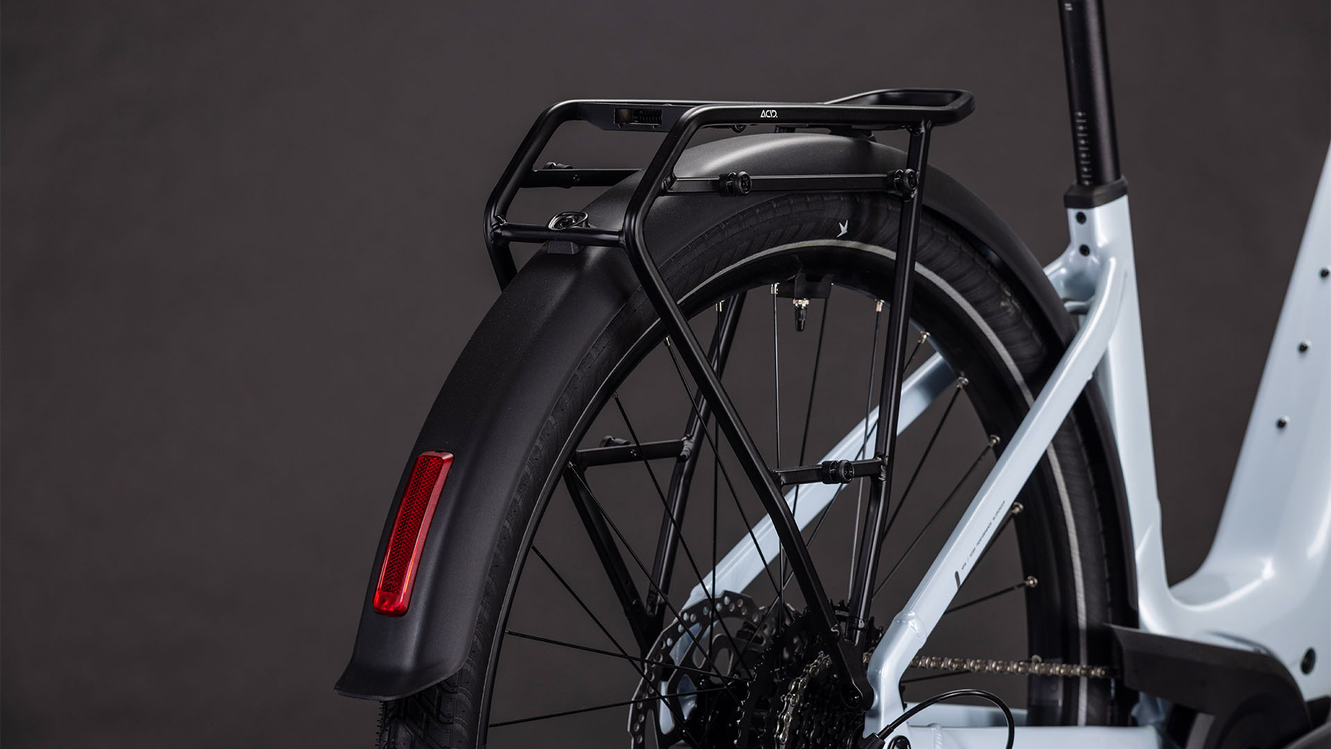 BICICLETA ELECTRICA CUBE TOURING HYBRID ONE 600 EASY ENTRY GLACIER REFLEX 2026 62cm [3]