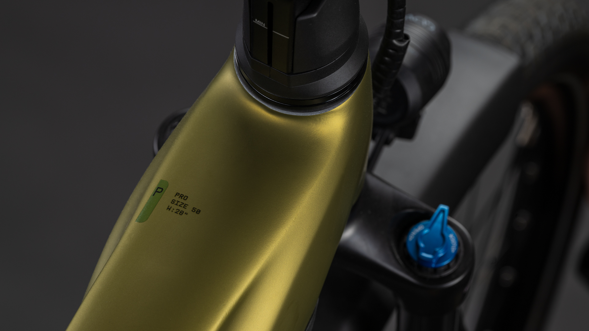 BICICLETA ELECTRICA CUBE TOURING HYBRID PRO 800 TRAPEZE GOLDENLIME BLACK 2026 46 cm [1]