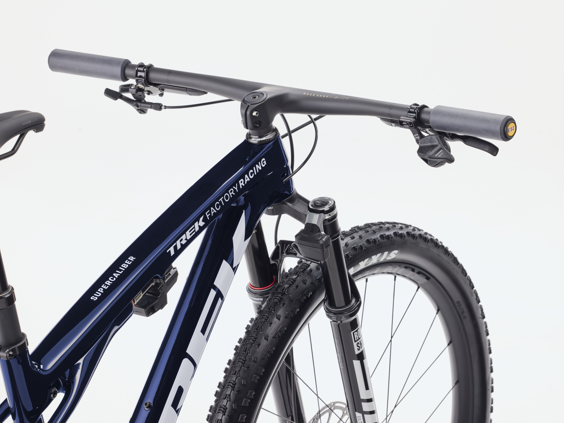 BICICLETA TREK SUPERCALIBER SLR9.8XO FA RED SMOKE/DRIZZLE ML [2]