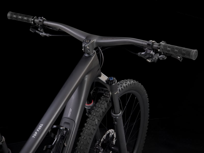 BICICLETA TREK TOP FUEL 9.8 XT MATTE DARK WEB M [2]