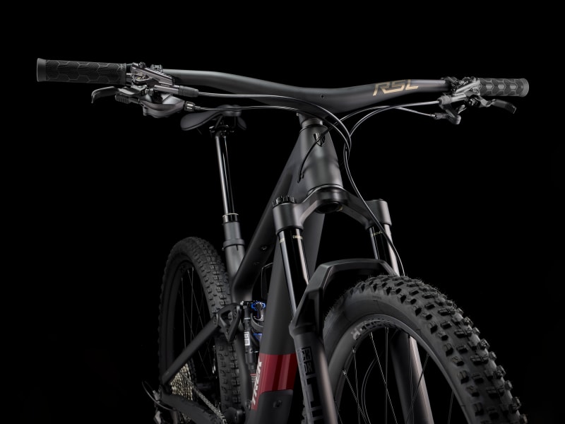 BICICLETA TREK TOP FUEL 9.8 XT MATTE DARK WEB M [3]