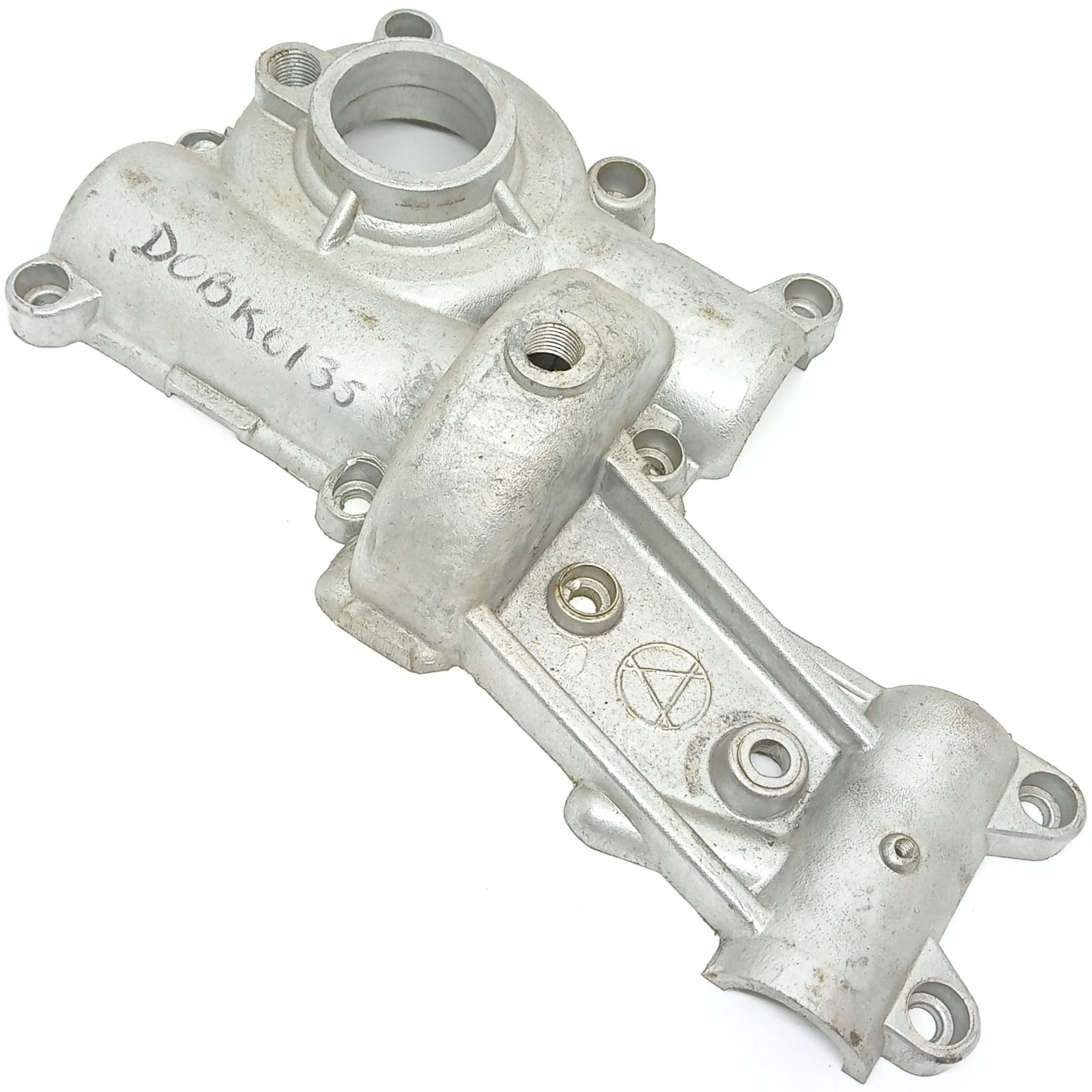 Semicarcasa transmisie szentkiraly dk-552 d47mm dreapta, cu orificiu ulei