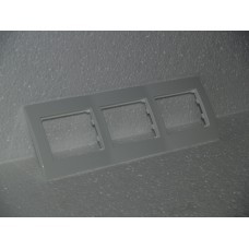 Accesorii electrice - RAMA 3 MODULE IP20 STARKE Q300, comsport.ro