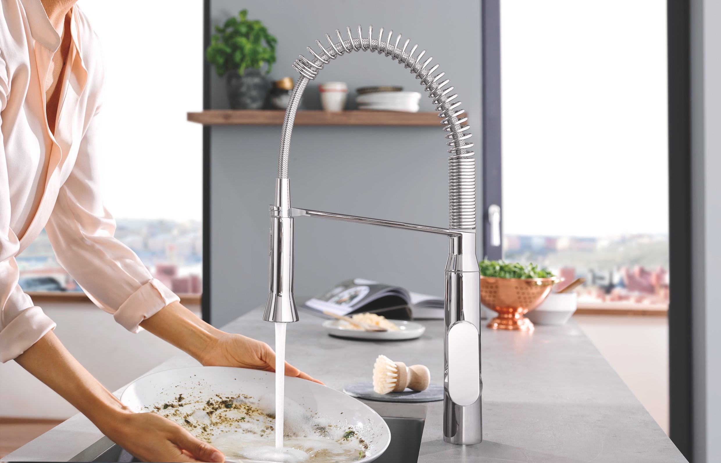 Cauti Baterie de bucatarie Grohe K7 31379000, 1/2'', monocom