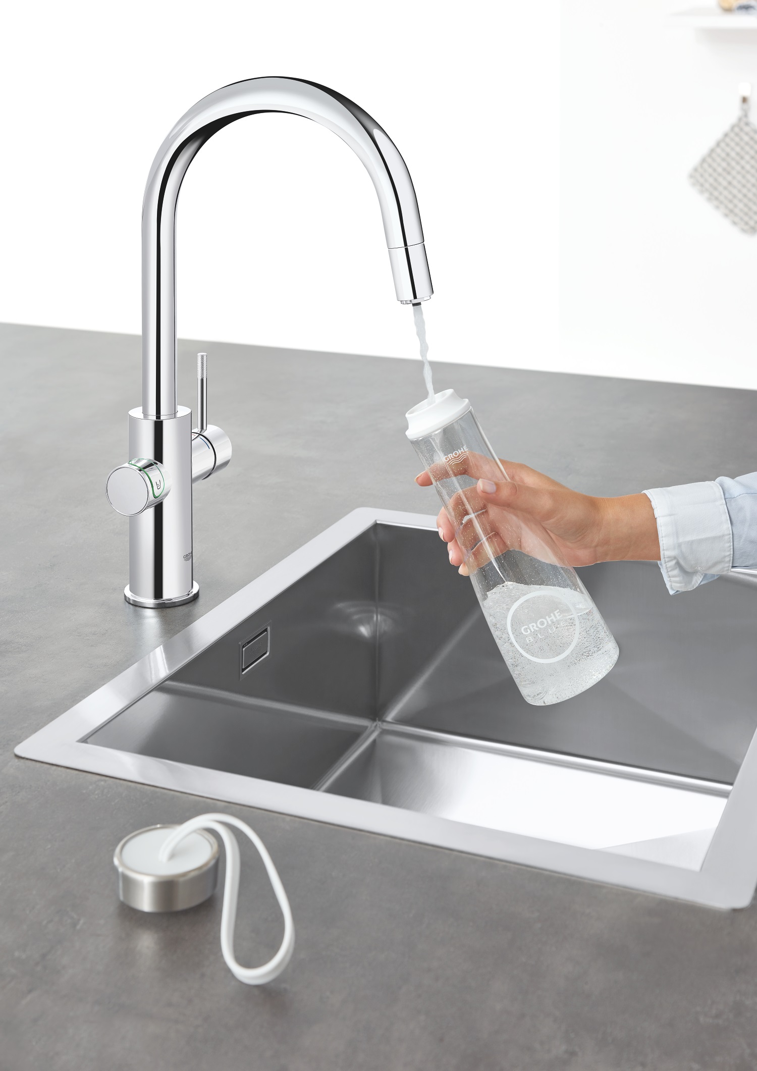 Baterie bucatarie Grohe 1010730001, 0.6 bar, 419 mm, 219 mm, 1 orificii instalare, 3 sprayuri, 150 unghi pivotare, Crom