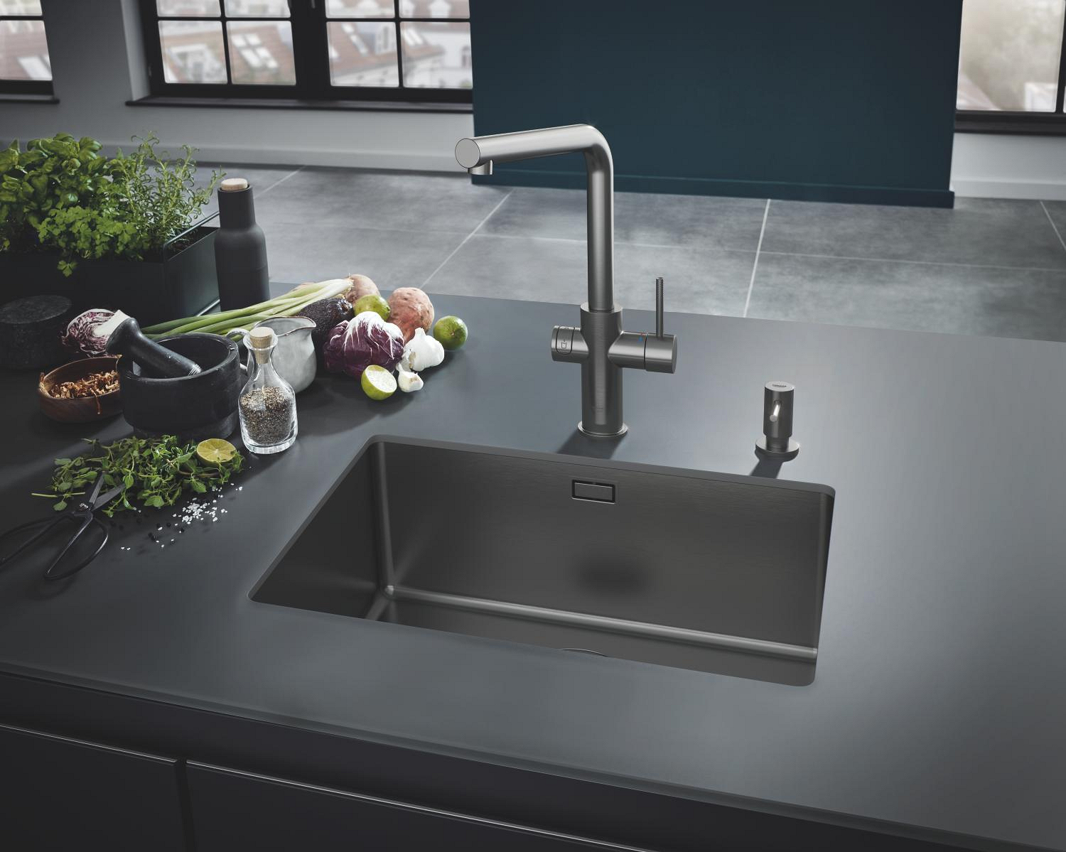 Grohe Baterie bucatarie grohe blue home, inalta, tip l, pentru racitor blue home, mat, grafit, 101068al01