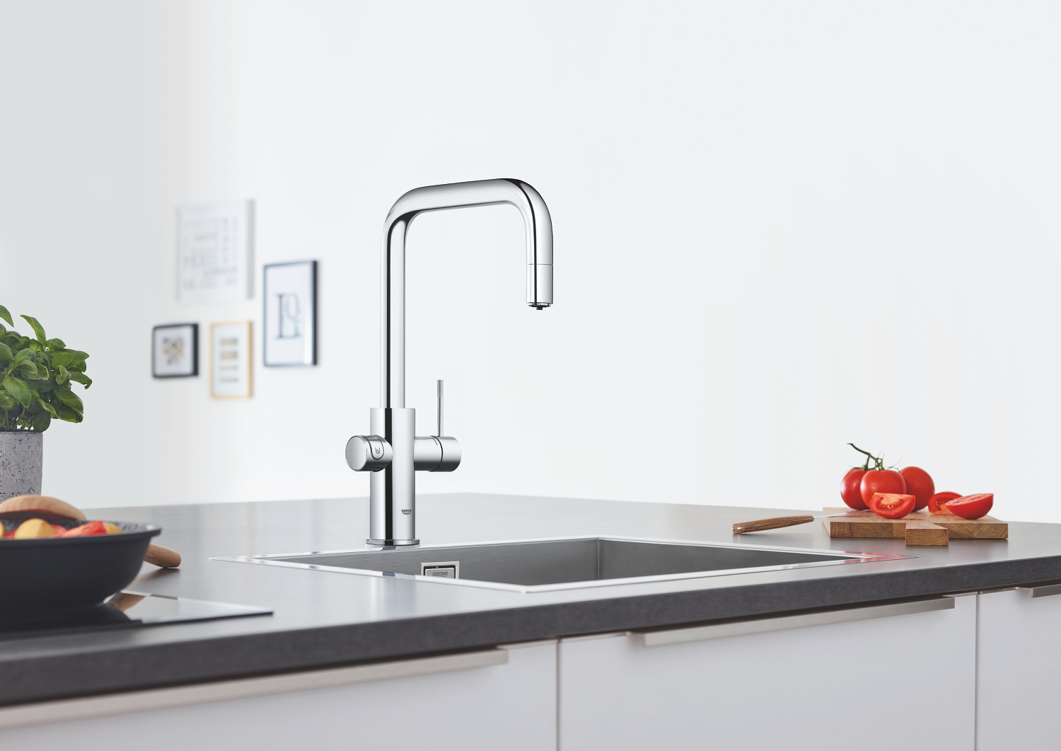 Baterie bucatarie Grohe 1010740001, 0.6 bar, 393 mm, 224 mm, 1 orificii instalare, 3 sprayuri, 160 unghi pivotare, Crom