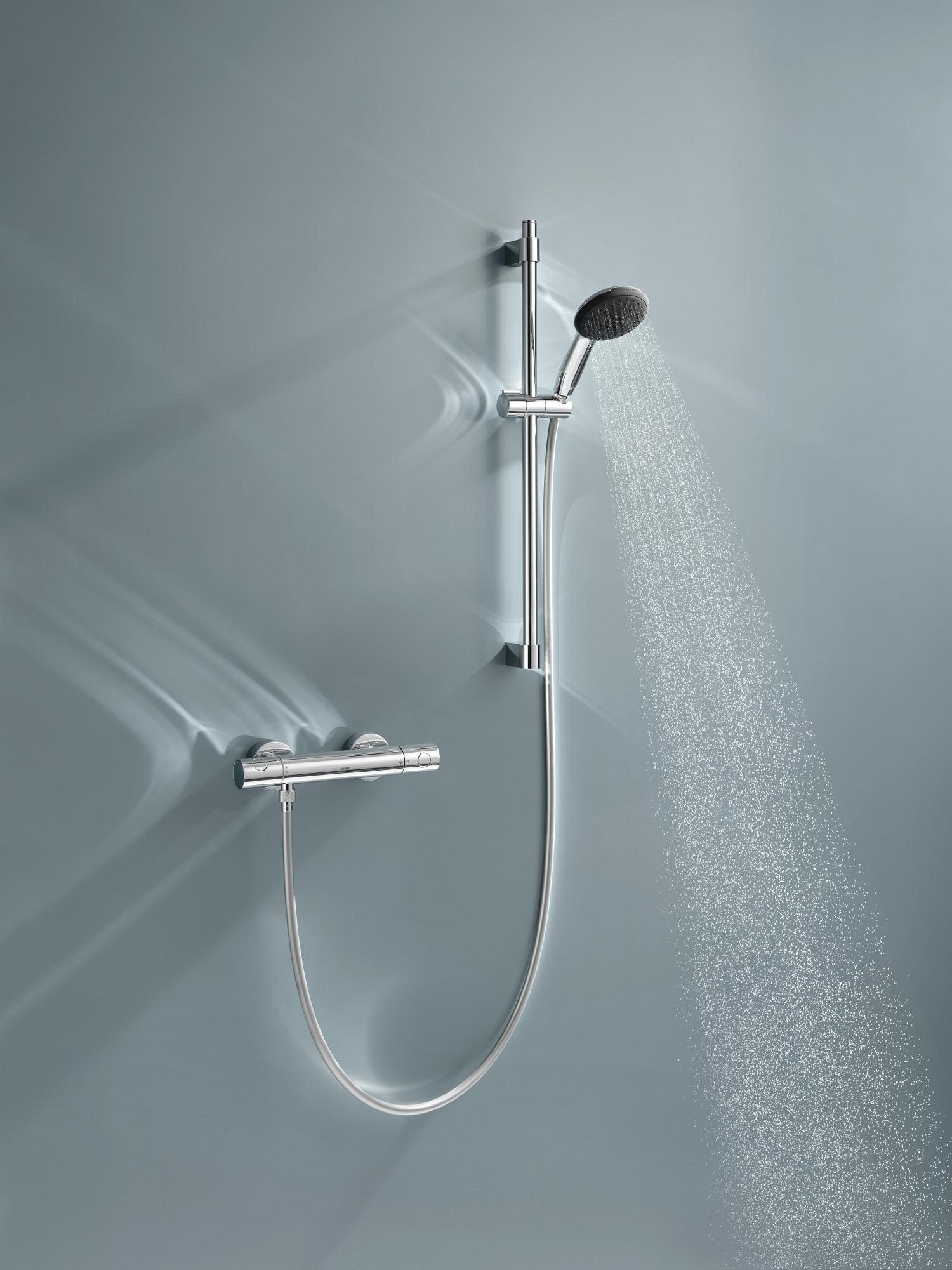 Baterie dus Grohe 34856000, 0.8 bar, 81 mm, 305 mm, 110 mm, 1.75 m, 600 mm, 2 orificii instalare, Crom