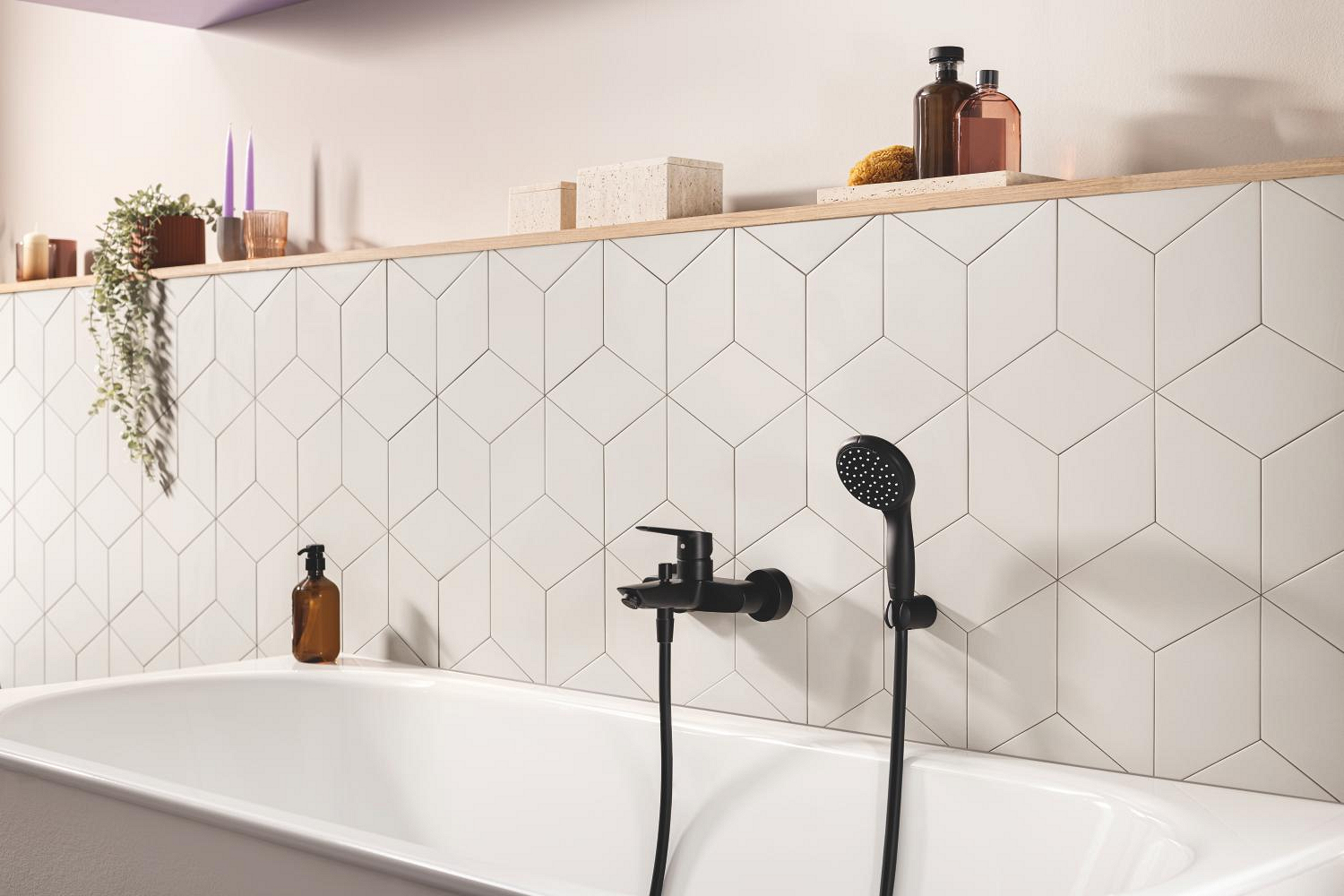 Furtun de dus Grohe 287412432, 1.5 m, 5 bar, 1/2 tip conexiune para dus, 1/2 tip conexiune baterie, Negru