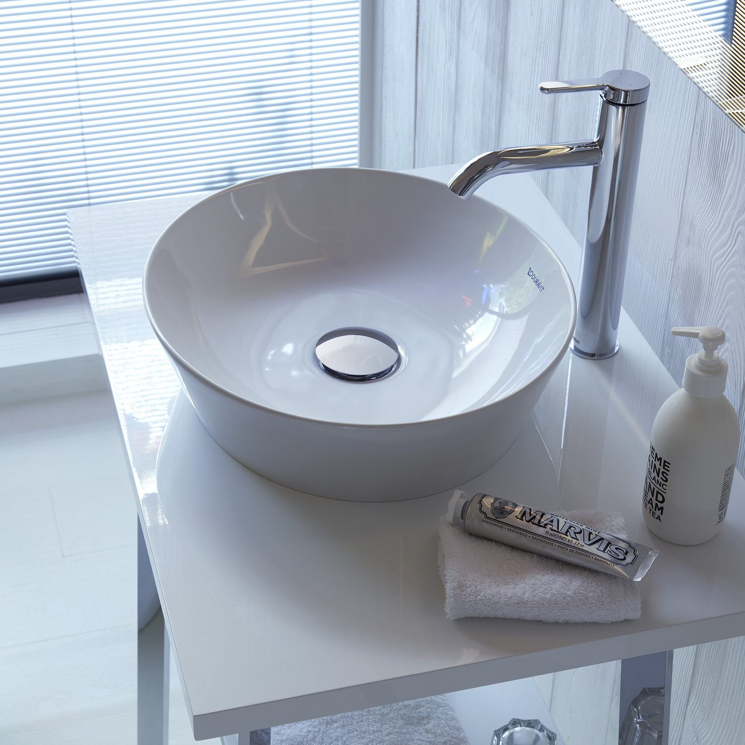 Lavoar Duravit 2328430000, Cape Cod, montaj pe blat, nr orificii bater