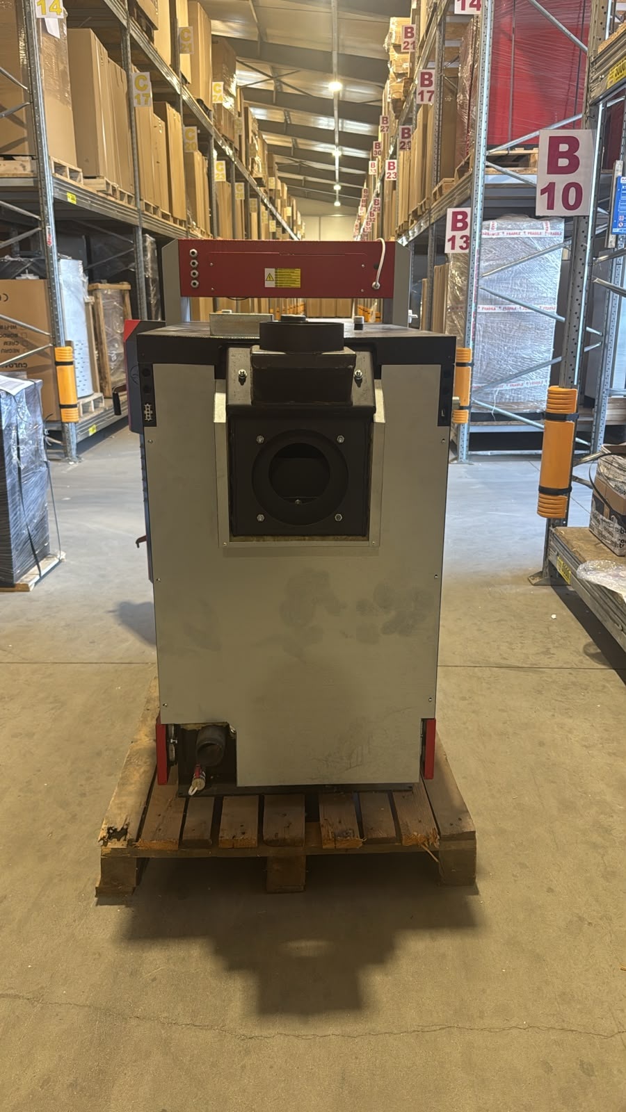 PRODUS RESIGILAT NOU IN PERFECTA STARE DE FUNCTIONARE cod 12903 !!! Cazan (centrala) pe combustibil solid Attack DPX Standard cu gazeificare 45 kW