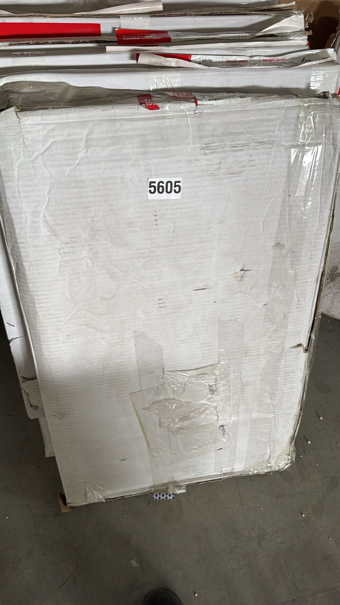 PRODUS RESIGILAT AMBALAJ DETERIORAT DAR IN PERFECTA STARE DE FUNCTIONARE (5605) !!!Radiator (calorifer) de baie tip portprosop Fornello Evo drept 500x800 Alb