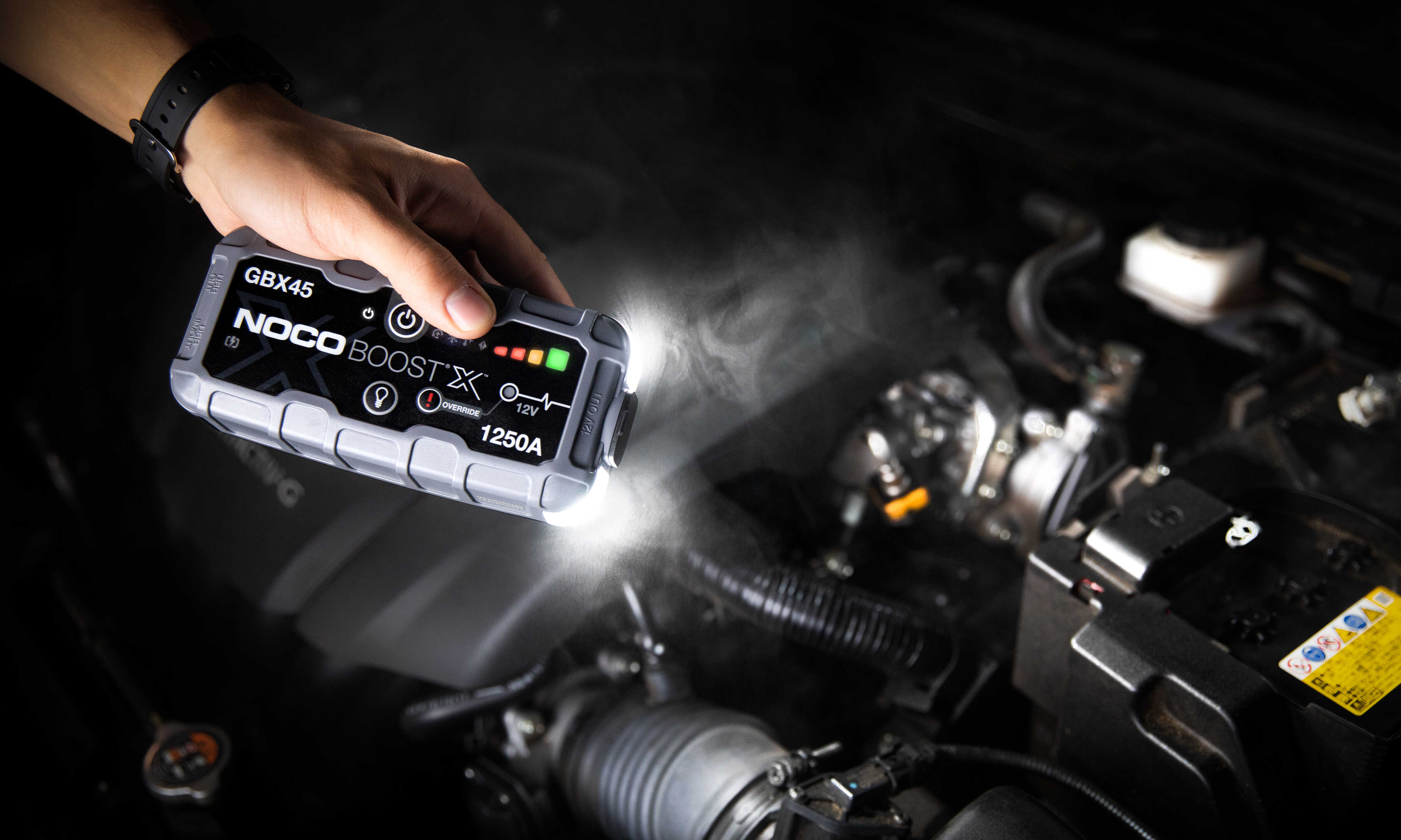 Robot Pornire Auto, Jump Starter Auto 12V Portabil, Curent Pornire 1250A Litiu-Ion, Noco Boost GBX45