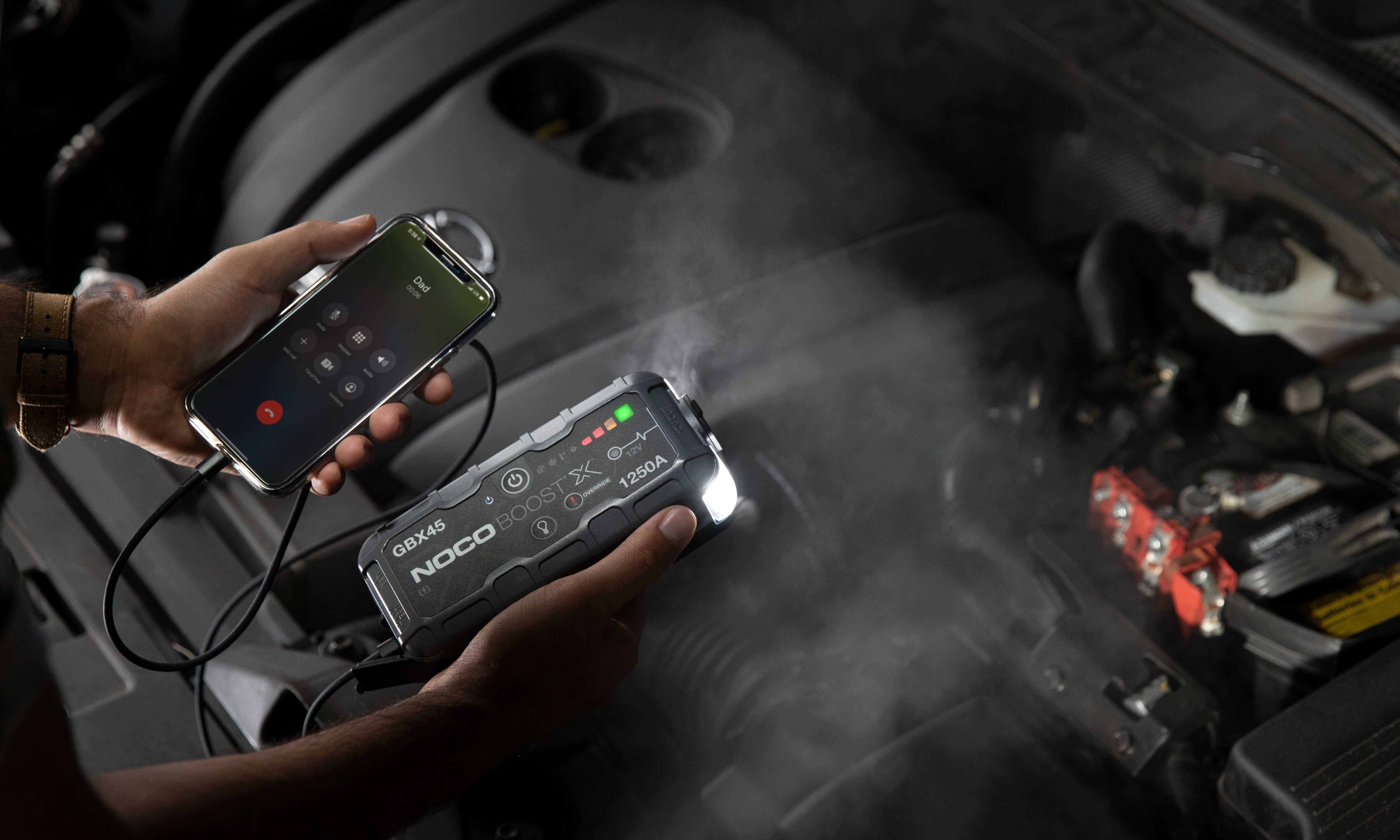 Robot Pornire Auto, Jump Starter Auto 12V Portabil, Curent Pornire 1250A Litiu-Ion, Noco Boost GBX45