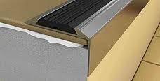 VINCLU TREAPTA PS6 ANTIDERAPANT ALUMINIU CU CAUCIUC NEGRU 240 CM TITAN