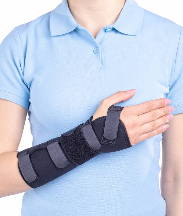 Tehnico-medicale - Orteză de încheietura mâinii mână fixă TRIACARP MANU stânga SRT211 M2, Triamed, sinapis.ro