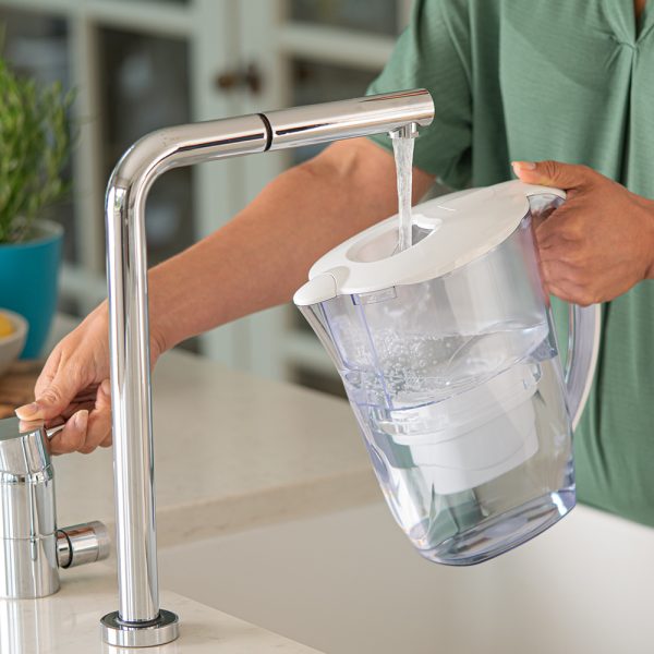 Cana filtranta de apa Aqua Optima Oria cu 3 filtre, alb, 2,8 litri, [4],laicashop.ro