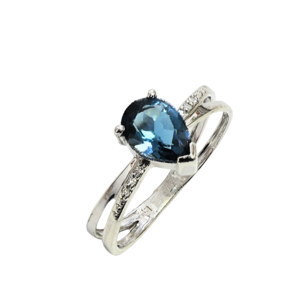 Inel din aur alb de 09k cu diamante 6/0.02 ct si topaz natural 0.55 ct Maia Bijou