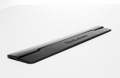 Sistem de securizare laptop bluelounge baza Kickflip MacBook Pro 15 „ultra-subtire negru (KF-15-BL-UE)