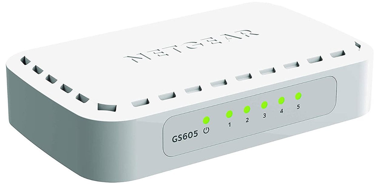 Switch NetGear GS605, 5 x 10/100/1000 Mbps Gigabit Ethernet, Desktop, Plug-and-Play