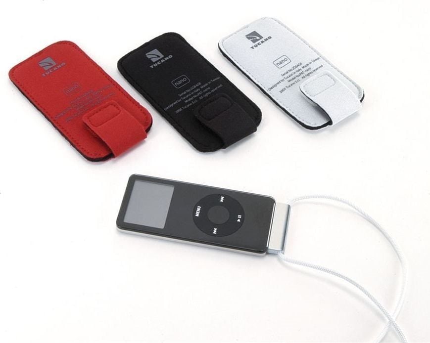 Tucano TUCANO Tutina - Carcasă universală pentru iPod Nano 2G (albă).