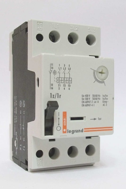 Un 3P intrerupator 0,06kW 0,16-0,25A M250 1Z / 1R 0,25 606821