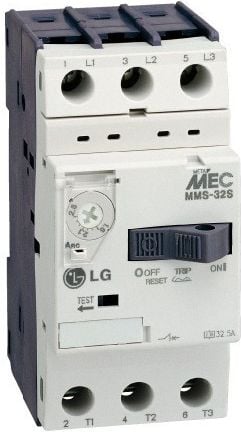 Un întrerupător de circuit 0.4-0.63 (MMS-32S 0,63)