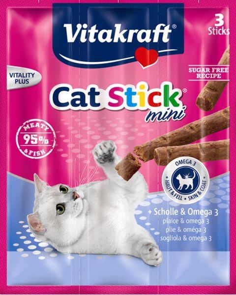 Recompense pentru pisici Vitakraft Cat Sticks cu Cambula si Omega 3 18 g