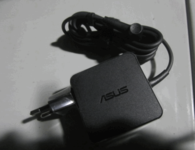 Zasilacz do laptopa Asus 33 W, (0A001-00340400)