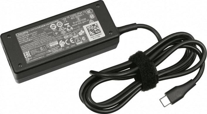 Adaptor USB-C pentru laptop Asus de 45 W (0A001-00695000)
