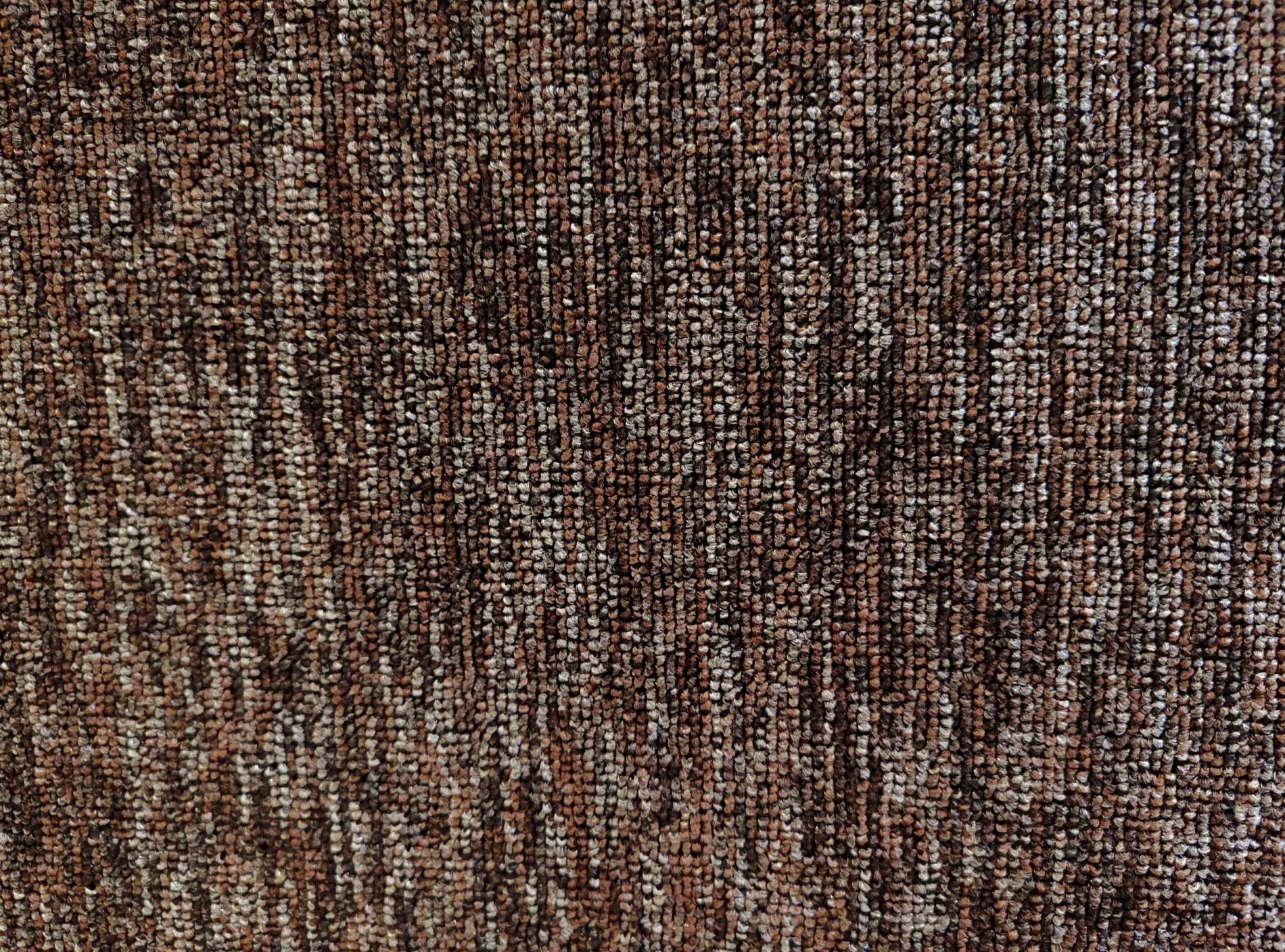 Mocheta Babil, latime 4 m, culoare maro inchis