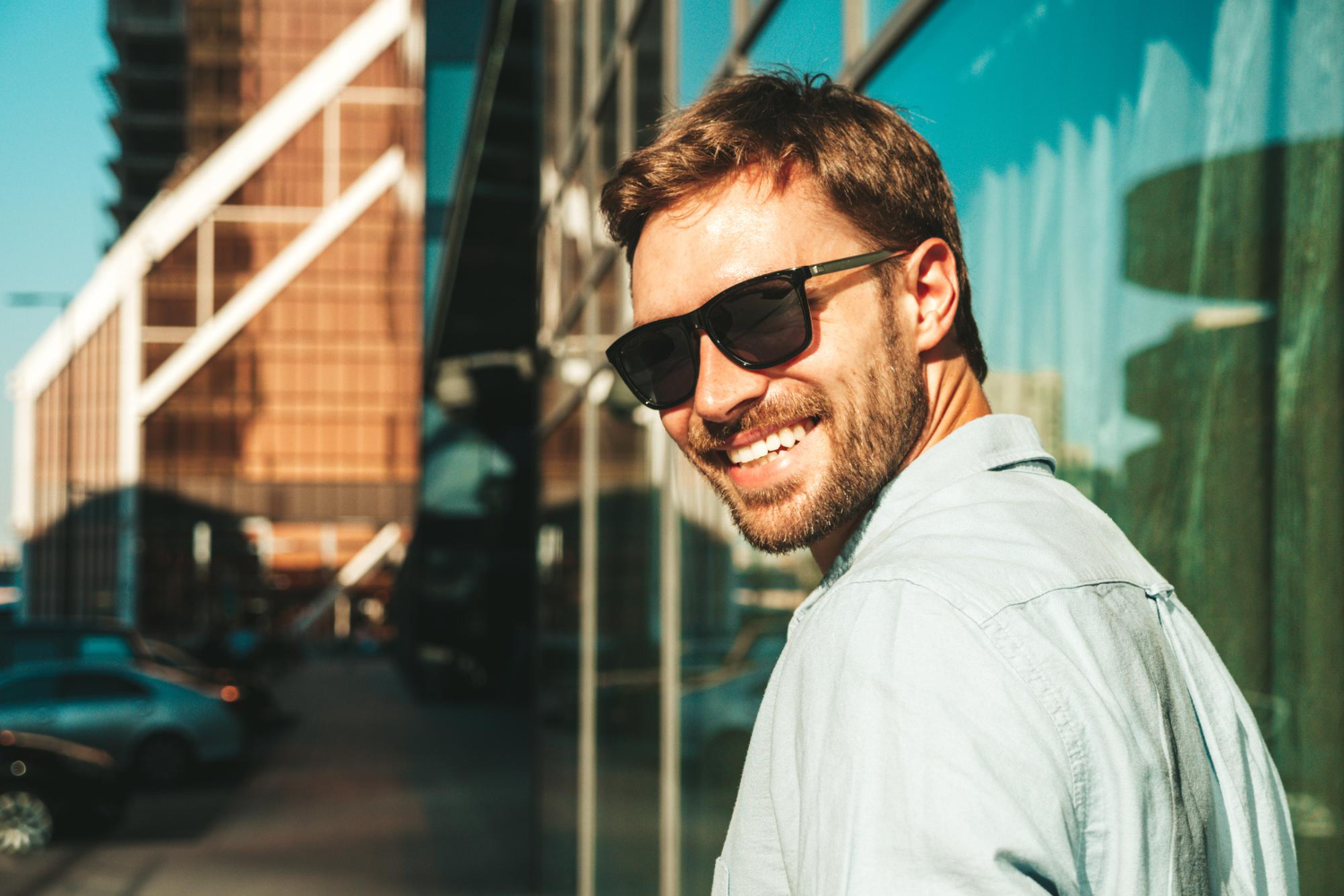 Optiblu Magazin ochelari de soare si rame pentru ochelari de vedere