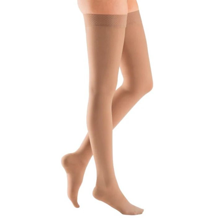 Morsa cyberg ciorapi compresie medie 20-30 mm  hg pana la copasa, clasa II, crem, 110.532 ""XXL"" X 1 Morsa Medikal
