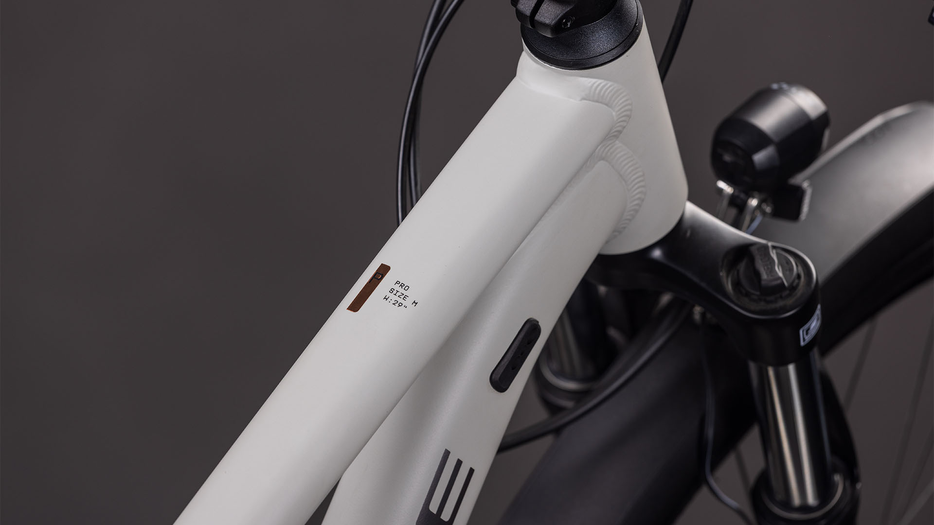 BICICLETA CUBE AIM PRO FE GREIGE TITAN 2026 cadru XS (14") - roti 27.5 [1]