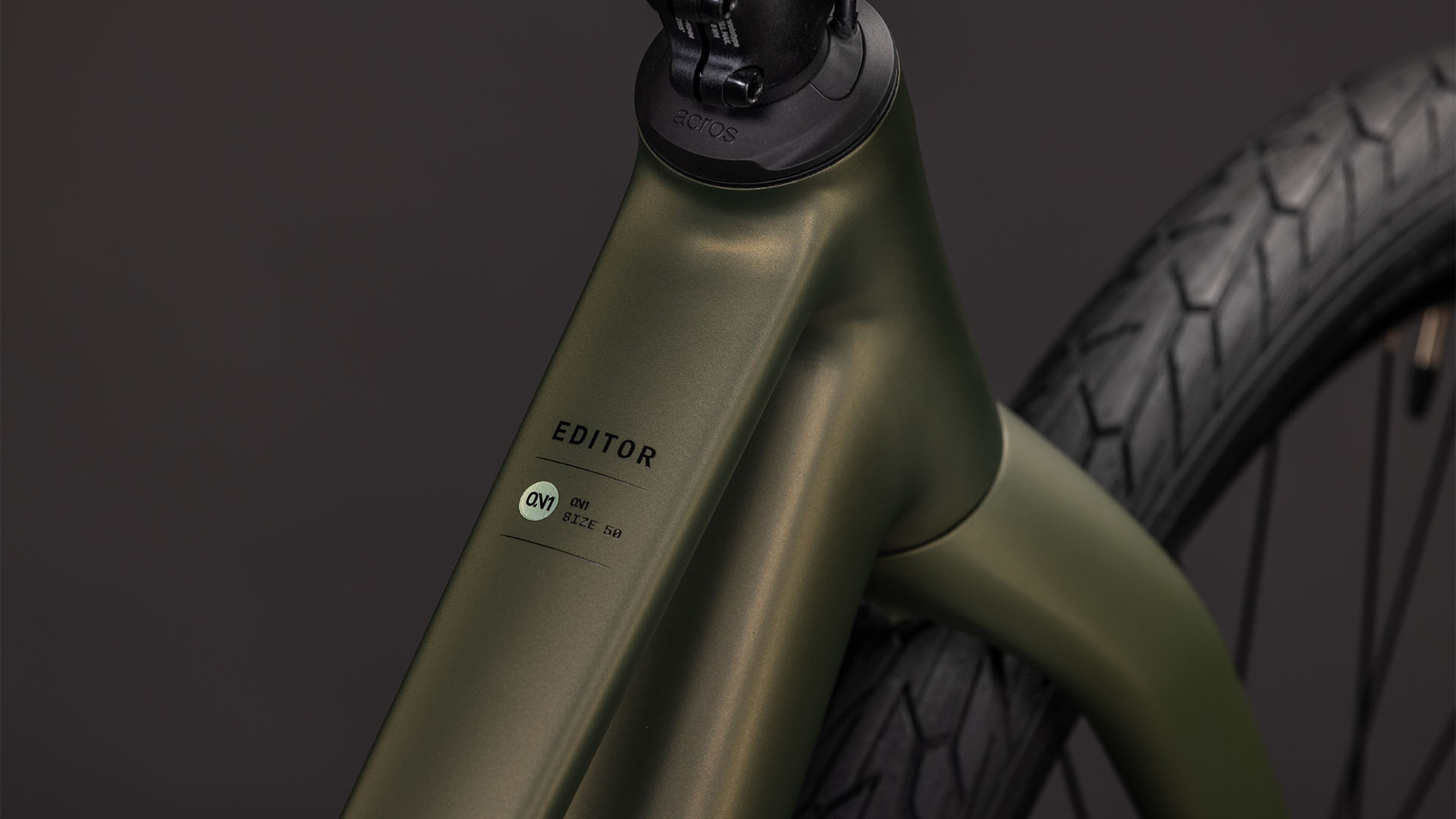 BICICLETA CUBE EDITOR ONE TRAPEZE REEDGREEN BLACK 2026 46 cm [1]